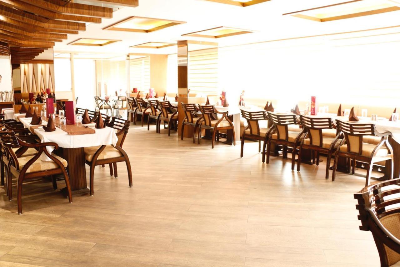 Hotel Shelter Gwalior Exterior foto